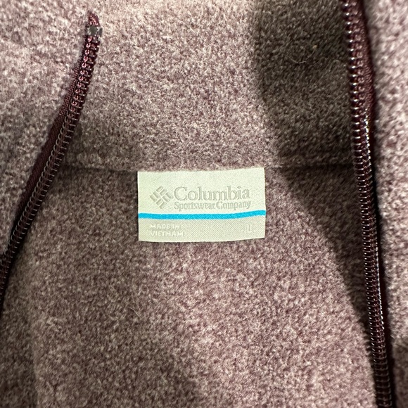Women’s Fleece Columbia Zip-up Jacket - Picture 2 of 2